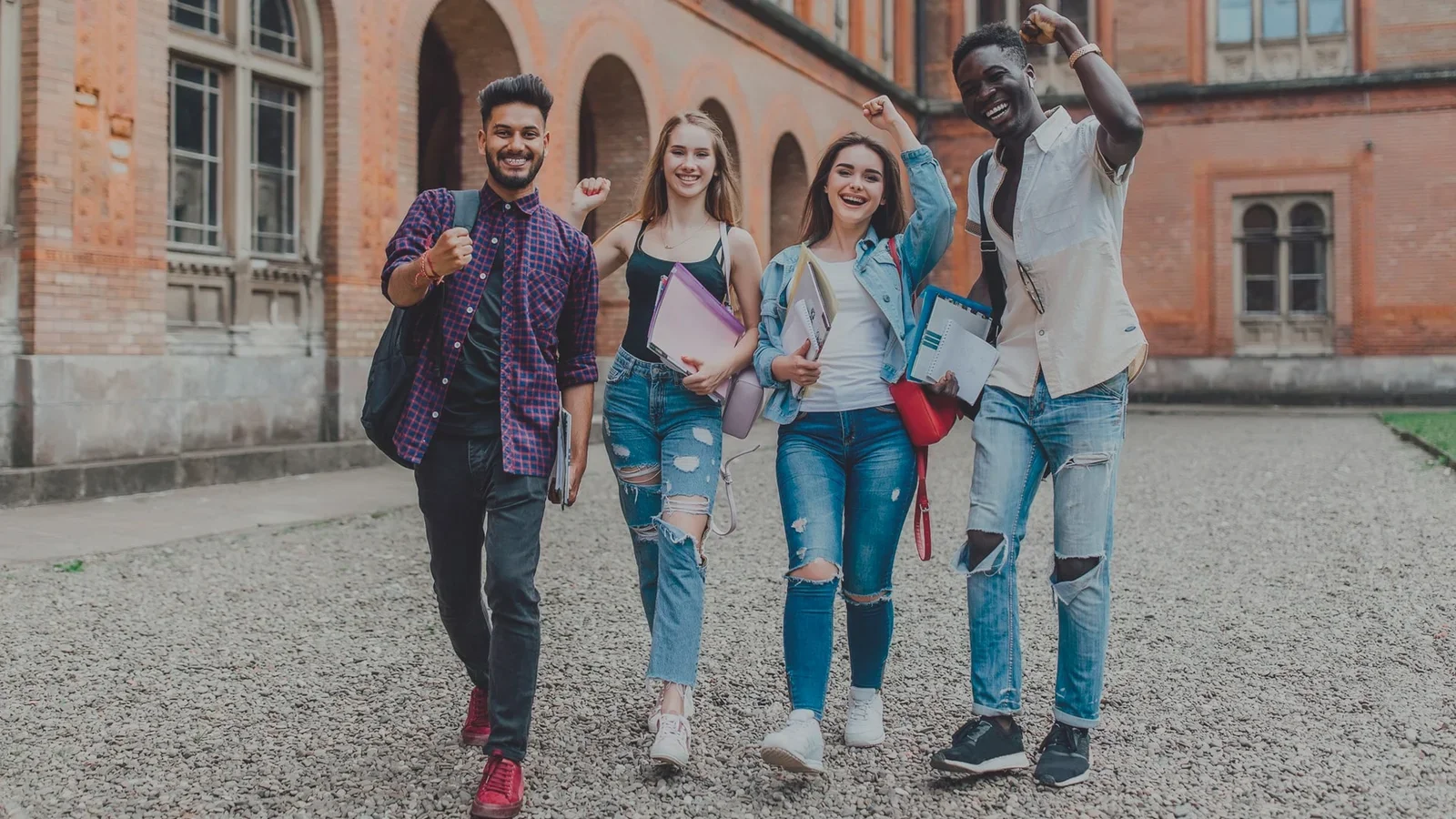 Social media para serviços financeiros premium em Higienópolis SP